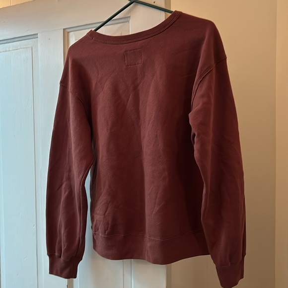 Abercrombie and Fitch - Picture 2 of 2